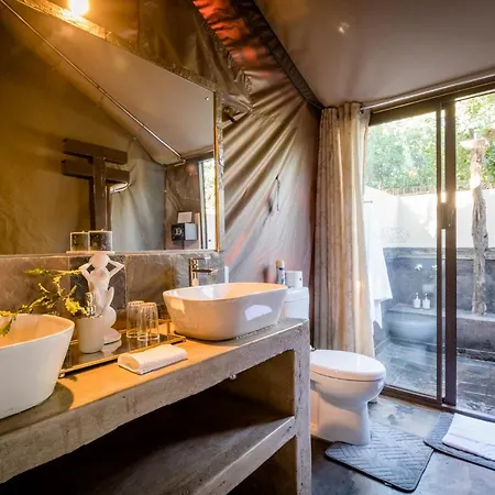 Umkumbe Bush Lodge - Luxury Tented Camp Sabi Sand Game Reserve Exterior photo