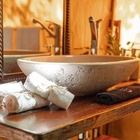 Umkumbe Bush Lodge - Luxury Tented Camp Sabi Sand Game Reserve Exterior photo