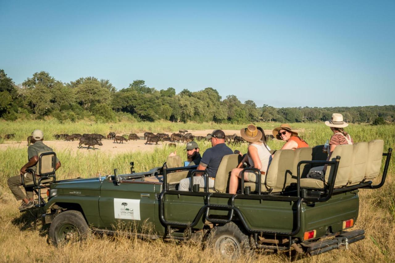 Luxury tent Umkumbe Bush - Luxury Tented Camp *